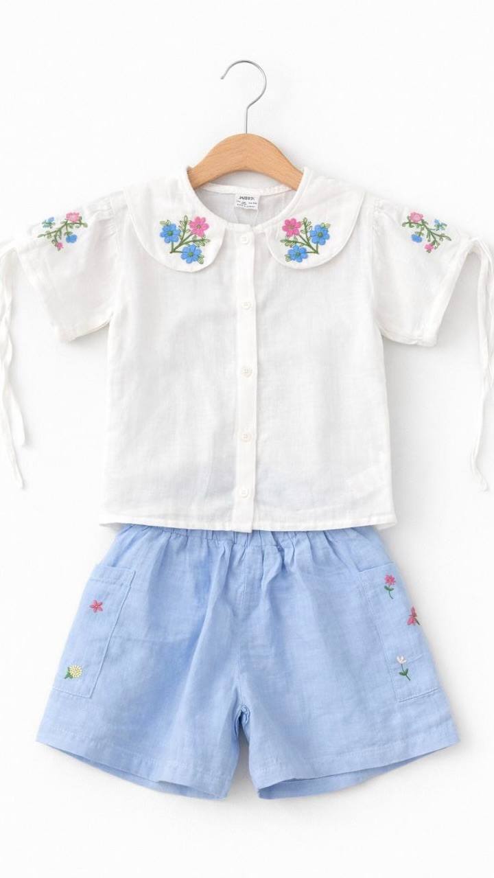 ENSEMBLE Chemisier à Col Brodé et Short 13494.